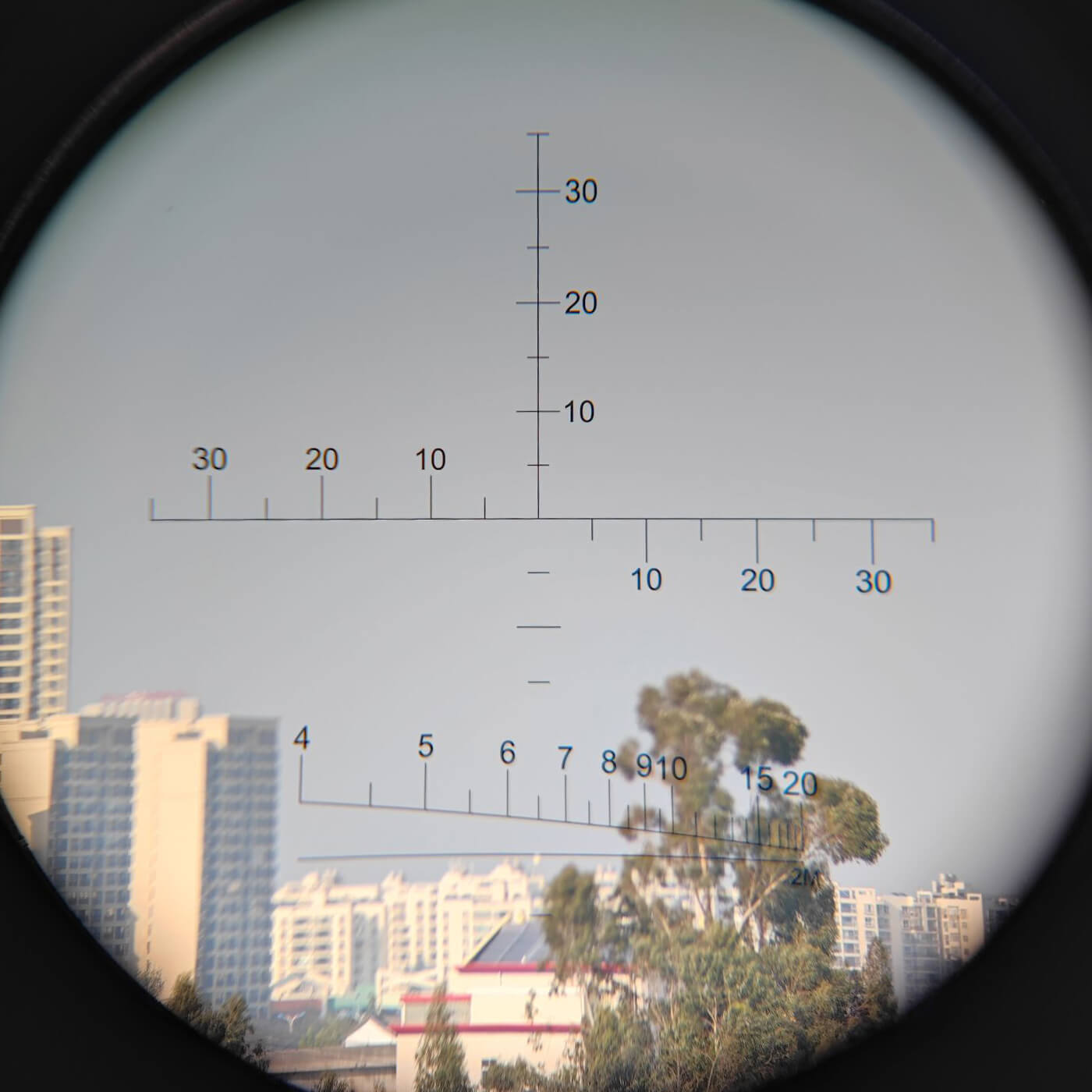 Armádny ďalekohľad Levenhuk Army 10x50 so zameriavačom-foto s merítkom